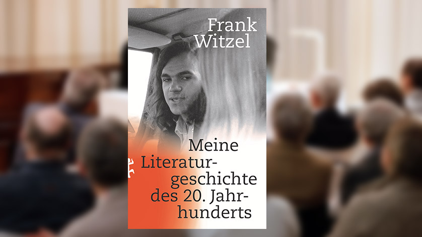Cover des Buches „Meine Literaturgeschichte des 20. Jahrhunderts“, im Hintergrund Publikum einer Veranstaltung